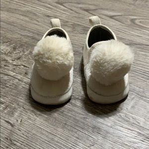 Pom Pom shoes